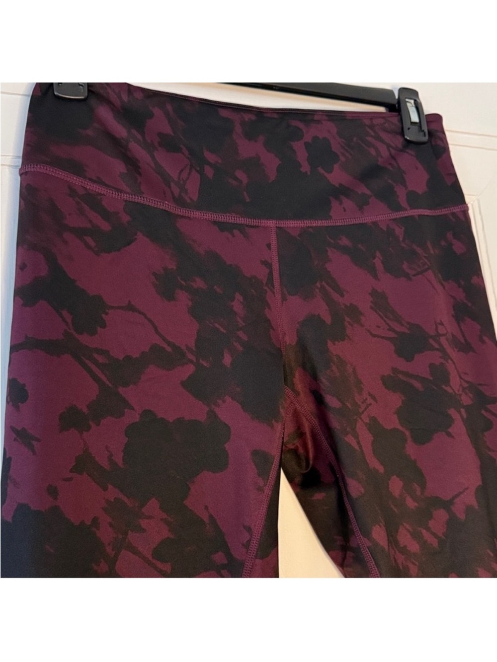Zella High Waisted Leggings Size L | Black Burgundy Floral Athleisure Pants